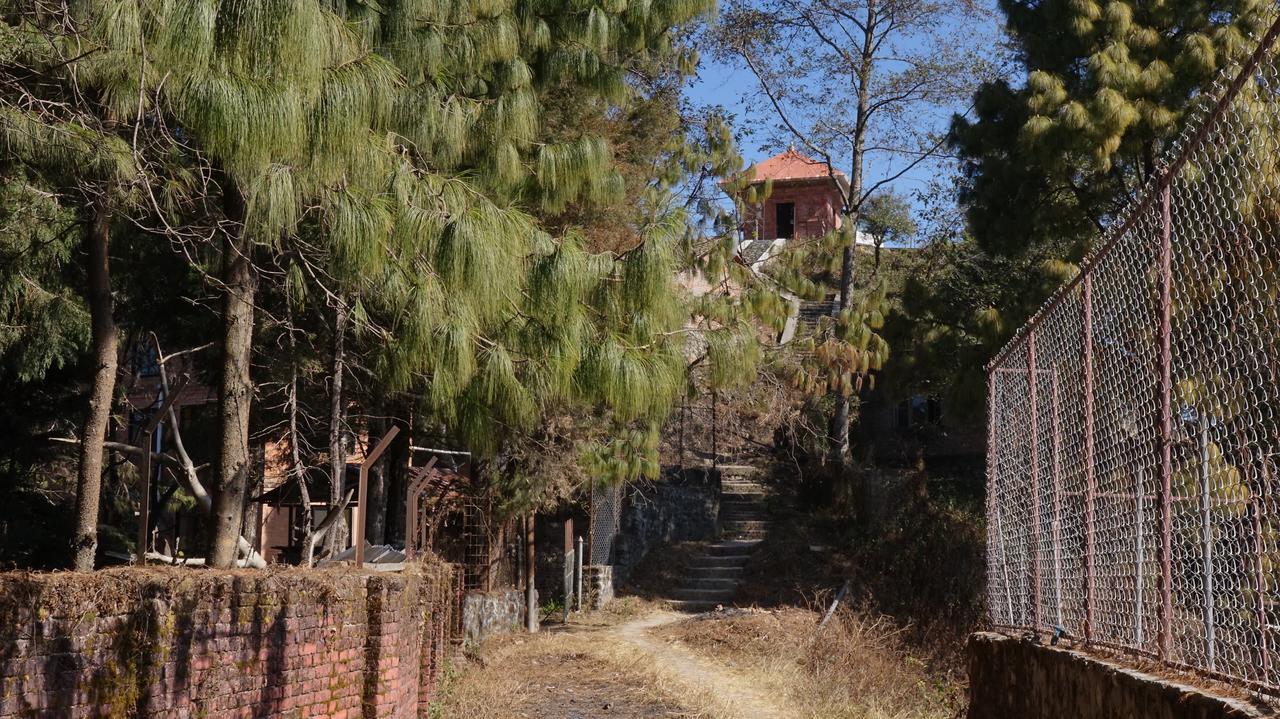 Hotel At The End Of The Universe Nagarkot Eksteriør billede